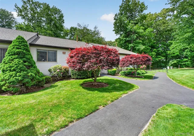 Homes for sale in Yorktown, NY | 113 Village Rd #C, Yorktown, NY 10598 | MLS# 1005491