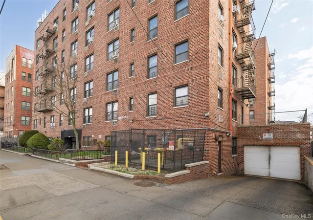 24th image of 1040 Neilson St #4F, Far Rockaway, NY 11691 | MLS# 1005511