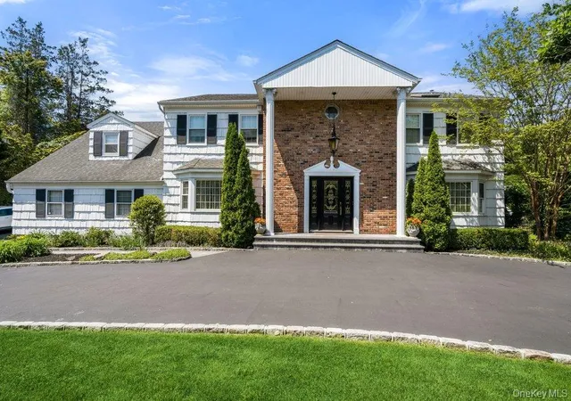 1st image of 119 Plainview Rd, Woodbury, NY 11797 | MLS# 1005538