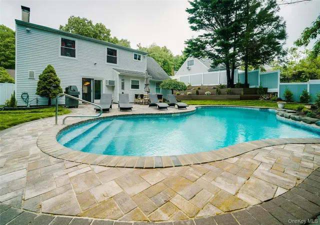 4th image of 151 Rosemont Ave, Farmingville, NY 11738 | MLS# 1005542