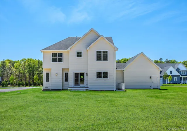 Photo 3 of Single family home for sale at 5 Jersey Ave, Miller Place, NY 11764 | MLS# 1005569 | Listing updated on 2026-08-29