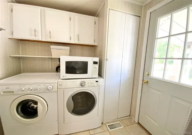 Photo 2 of Manufactured home for sale at 18 Cook Ln, New Paltz, NY 12561 | MLS# 1005575 | Listing updated on 2026-09-13