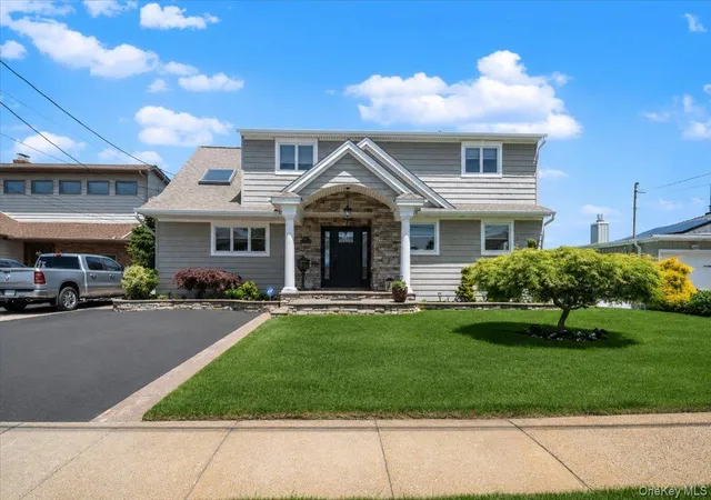 1st image of 41 Jefferson Pl, Massapequa, NY 11758 | MLS# 1005577