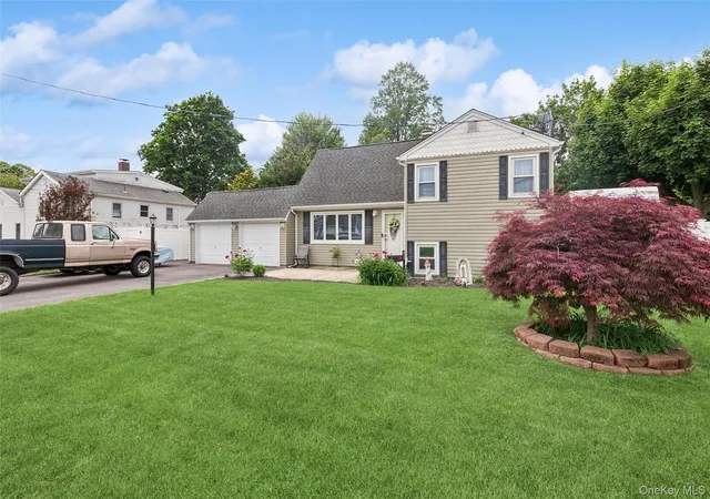 29th image of 1426 Ackerson Blvd, Bay Shore, NY 11706 | MLS# 1005656
