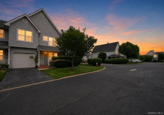 1st image of 1 Summerfield Cir, Central Islip, NY 11722 | MLS# 1005670
