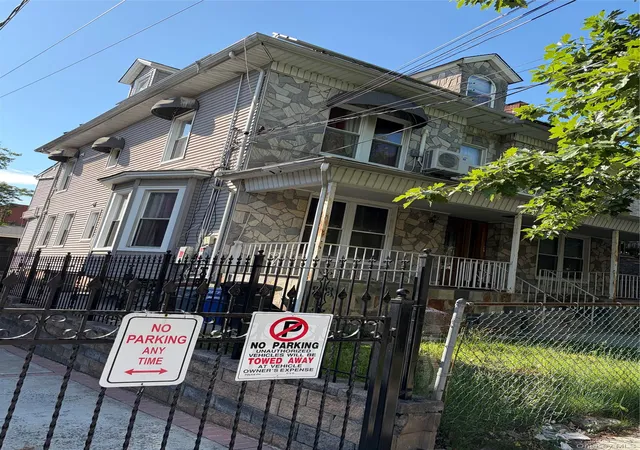Photo 3 of Multi family home for sale at 3643 Paulding Ave, Bronx, NY 10469 | MLS# 1005674 | Listing updated on 2026-08-07