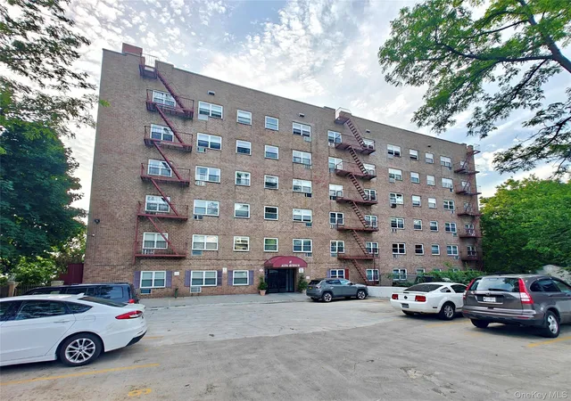 Photo 1 of Condo for sale at 47 Alta Ave #3C, Yonkers, NY 10705 | MLS# 1005705 | Listing updated on 2026-10-02