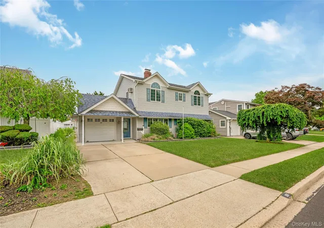 2nd image of 88 Bloomingdale Rd, Hempstead, NY 11756 | MLS# 1005731