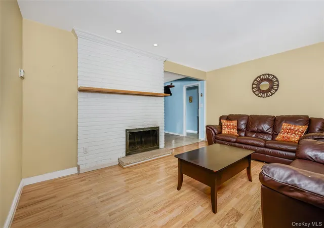 4th image of 88 Bloomingdale Rd, Hempstead, NY 11756 | MLS# 1005731