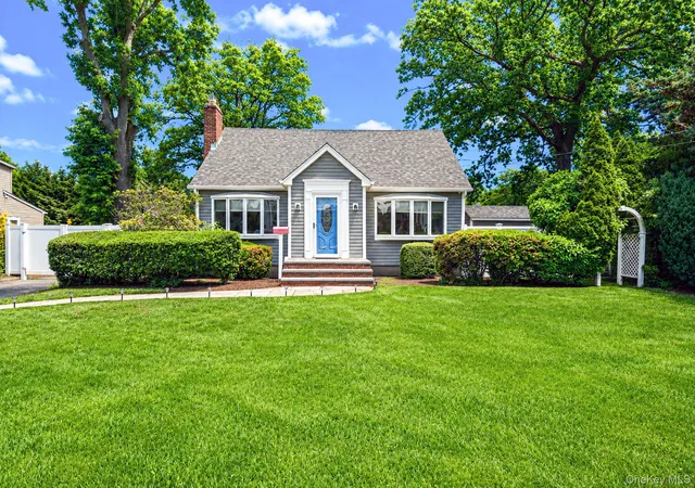 1st image of 1905 Park Ave, Hempstead, NY 11554 | MLS# 1005752