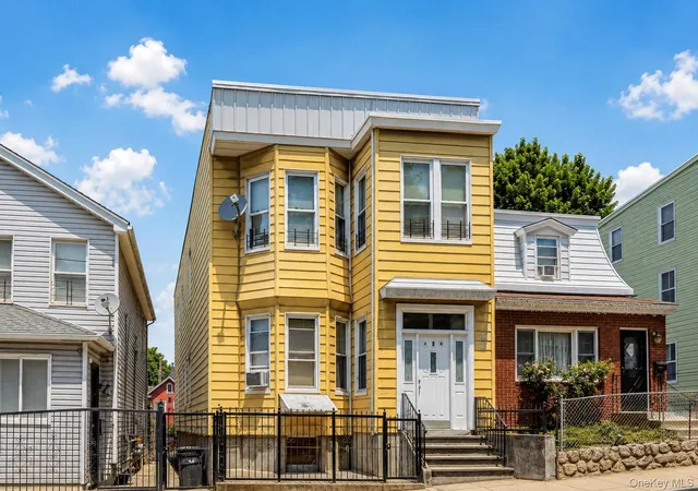 2nd image of 123 Oliver Ave, Yonkers, NY 10701 | MLS# 1005754