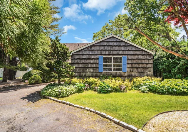 2nd image of 27 Arcadia Dr, Dix Hills, NY 11746 | MLS# 1005772