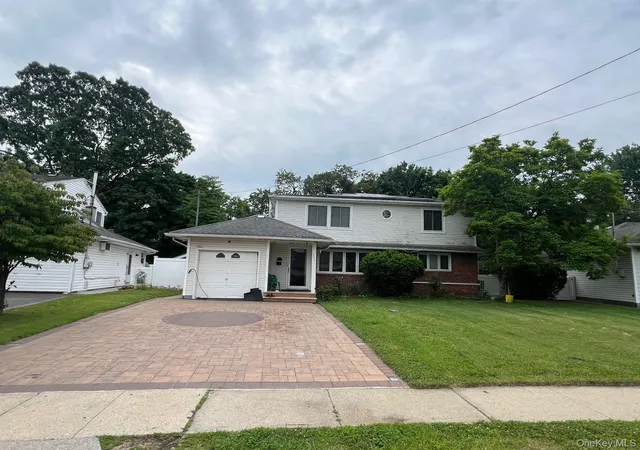 Photo 2 of Sale Pending at 1345 Barry Dr S, Valley Stream, NY 11580 | MLS# 1005773 | Listing updated on 2026-05-30