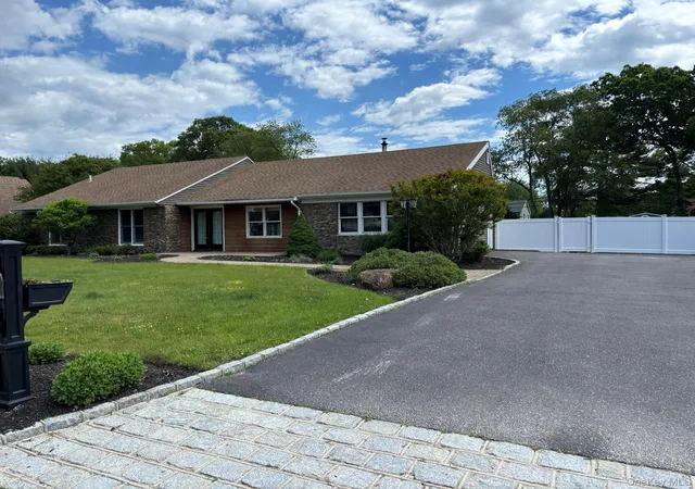 2nd image of 42 Annandale Rd, Brookhaven, NY 11790 | MLS# 1005776