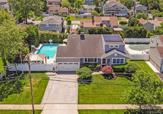 1st image of 9 W Orlando St, Massapequa, NY 11758 | MLS# 1005785