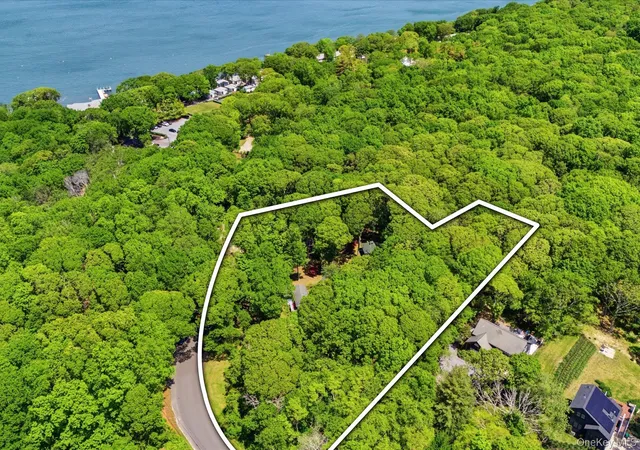 2nd image of 2 Prospect Ave, Shelter Island, NY 11964 | MLS# 1005789