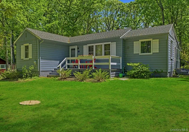 4th image of 2 Prospect Ave, Shelter Island, NY 11964 | MLS# 1005789
