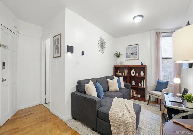 Photo 3 of Single family home for sale at 2661 Briggs Ave #A, Bronx, NY 10458 | MLS# 1005802 | Listing updated on 2026-07-08