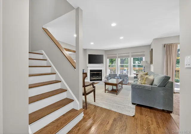 Homes for sale in Ossining, NY | 31 Saddle Trl #5, Ossining, NY 10562 | MLS# 1005810