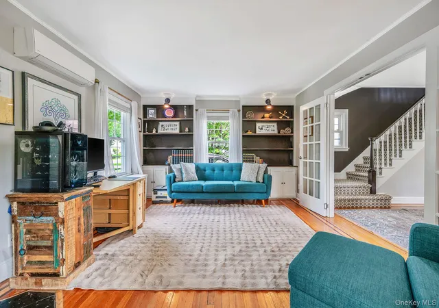2nd image of 53 Jefferson St, Garden City, NY 11530 | MLS# 1005848