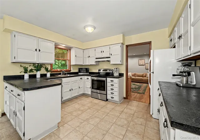 5th image of 33 Sabbathday Hill Rd, Lewisboro, NY 10590 | MLS# 1005850