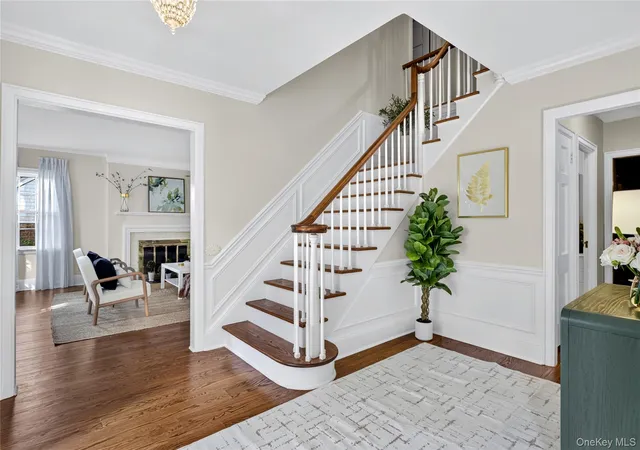 Photo 4 of Single family home for sale at 61 Mason Dr, Manhasset, NY 11030 | MLS# 1005851 | Listing updated on 2026-09-28