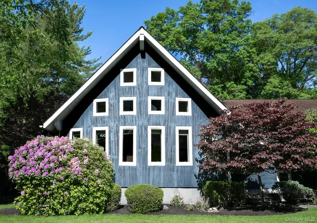 2nd image of 15 John St, Clarkstown, NY 10956 | MLS# 1005868