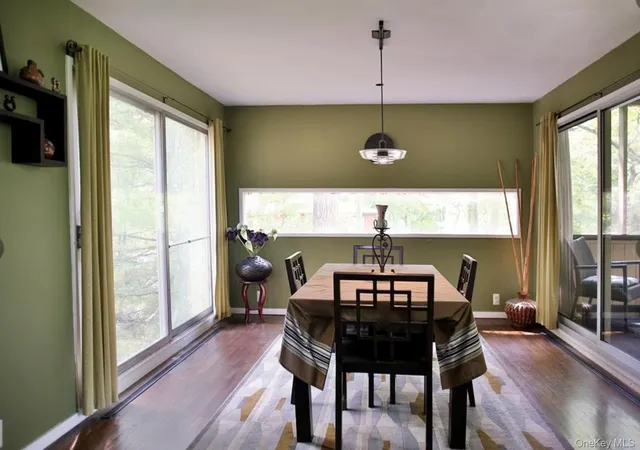 Photo 3 of Single family home for sale at 162 Fawn Hl Rd, Tuxedo Park, NY 10987 | MLS# 1005875 | Listing updated on 2026-08-27