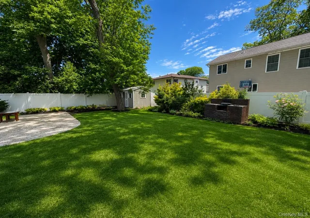 3rd image of 6 Decatur St, Hempstead, NY 11575 | MLS# 1005882