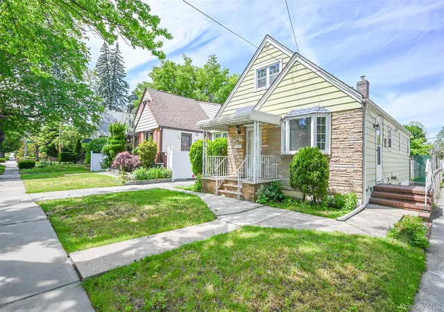 Photo 3 of Sale Pending at 157 11 26th Avenue, Flushing, NY 11354 | MLS# 1005889 | Listing updated on 2026-07-20