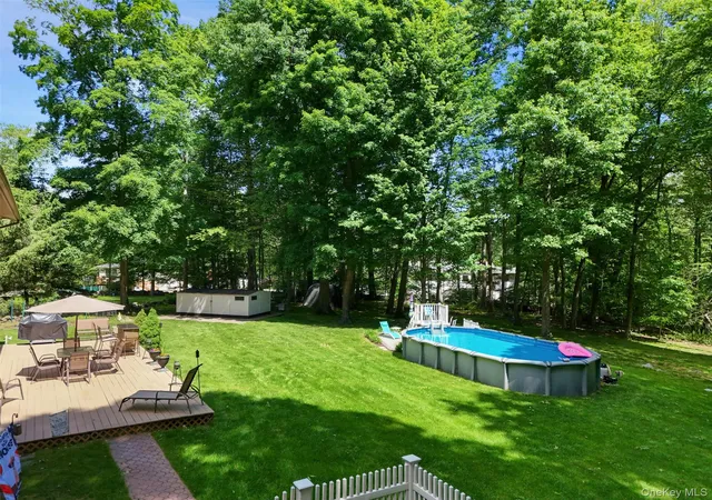 Photo 3 of Sale Pending at 90 Timberlane Ct, Yorktown, NY 10598 | MLS# 1005890 | Listing updated on 2026-10-17
