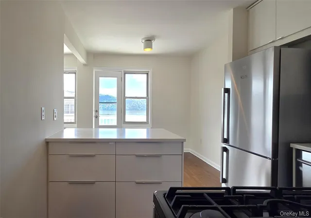 Homes for sale in Greenburgh, NY | 51 Maple Ave #3B, Greenburgh, NY 10706 | MLS# 1005902