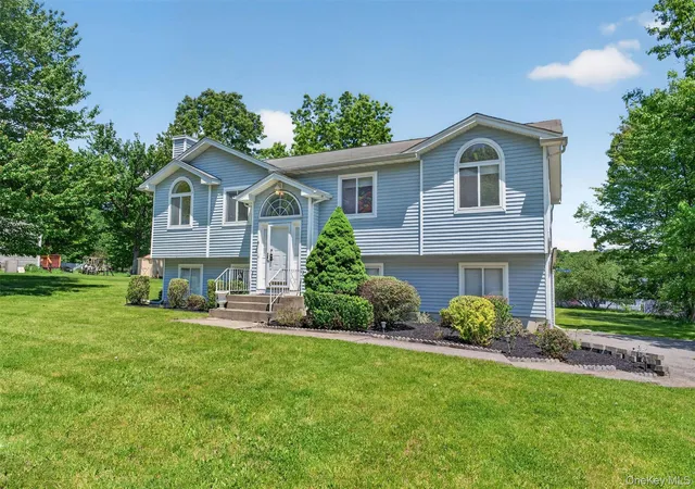 5th image of 4 Sequoia Trl, Highland Mills, NY 10930 | MLS# 1005912