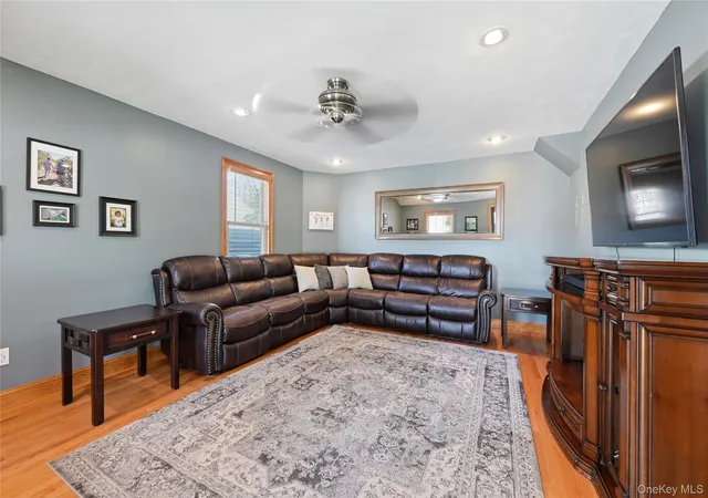 5th image of 234 Islip Blvd, Islip Terrace, NY 11752 | MLS# 1005917