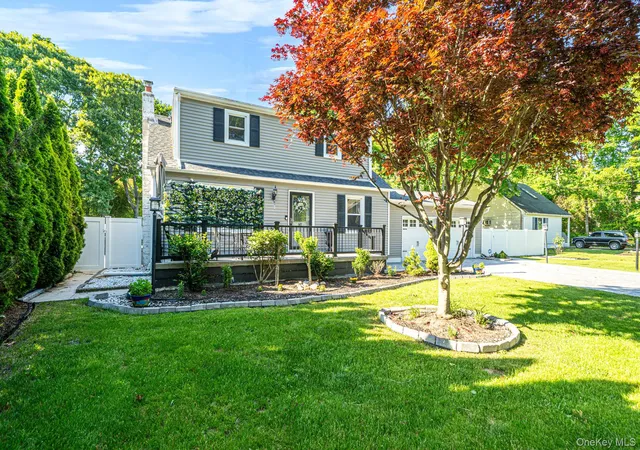 5th image of 147 Baybright Dr E, Shirley, NY 11967 | MLS# 1005920