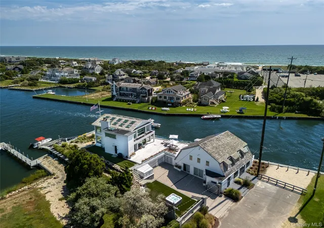 1st image of 38 Beach Ln, Southampton, NY 11959 | MLS# 1005932