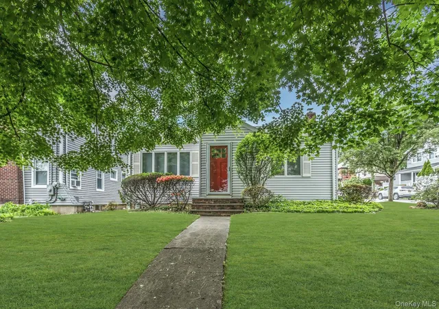 Homes for sale in Glen Cove, NY | 1 Coles, Glen Cove, NY 11542 | MLS# 1005953