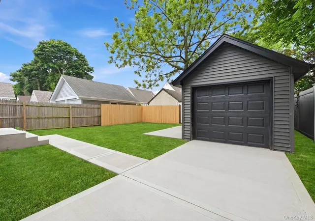 3rd image of 2532 Washington Ave, Hempstead, NY 11572 | MLS# 1005954