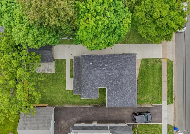 5th image of 2532 Washington Ave, Hempstead, NY 11572 | MLS# 1005954