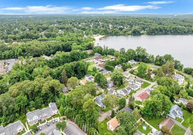 3rd image of 30 Harding Rd, Ronkonkoma, NY 11779 | MLS# 1005970