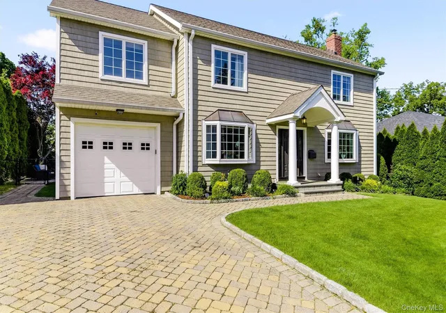 Homes for sale in Scarsdale, NY | 185 Old Wilmot Rd, Scarsdale, NY 10583 | MLS# 1005972