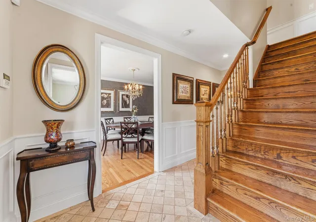 Photo 3 of Single family home for sale at 185 Old Wilmot Rd, Eastchester, NY 10583 | MLS# 1005972 | Listing updated on 2026-08-29