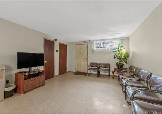 Listing Photo 5 - Condo for sale in building located at 145-14 Rockaway Blvd, New York, NY 11436