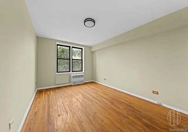 5th image of 50-21 39 Pl #3B, Sunnyside, NY 11104 | MLS# 1005983