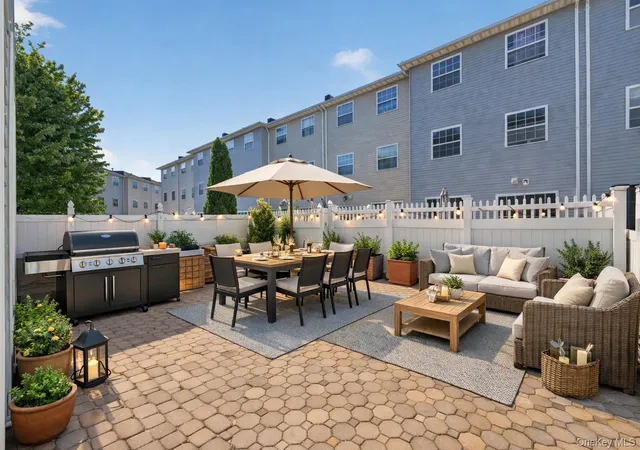 1st image of 93 Admiral Ct, Bronx, NY 10473 | MLS# 1006002