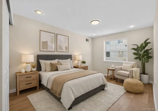 4th image of 93 Admiral Ct, Bronx, NY 10473 | MLS# 1006002