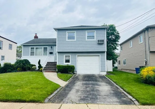 3rd image of 3124 Benjamin Rd, Oceanside, NY 11572 | MLS# 1006005