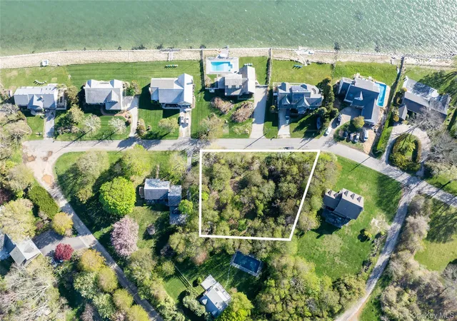 1st image of 1115 Willow Terrace Ln, Orient, NY 11957 | MLS# 1006014
