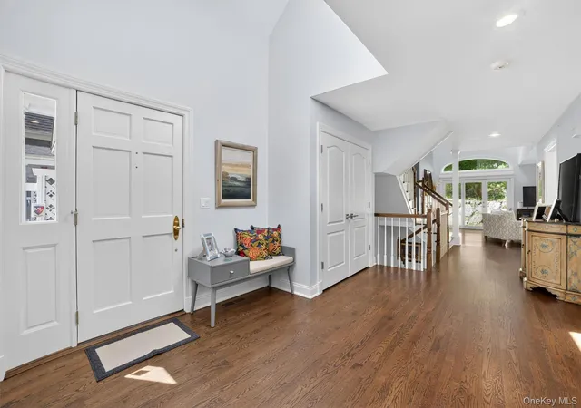 Photo 2 of Sale Pending at 26 Wyndham Close, White Plains, NY 10605 | MLS# 1006031 | Listing updated on 2026-08-19