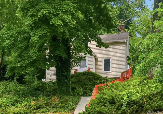 Photo 1 of Sale Pending at 42 Revolutionary Rd, Ossining, NY 10562 | MLS# 1006040 | Listing updated on 2026-08-28
